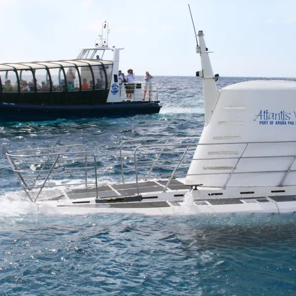 Trasnfer ferry to Atlantis Submarines Aruba