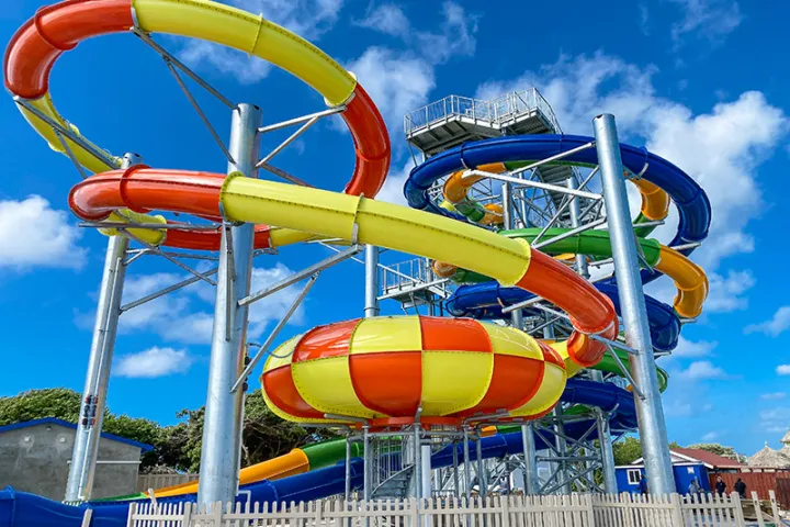De Palm Island Aruba - Body Drop Slides