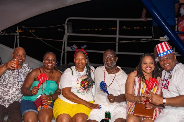 group of friends celebrating 4th of july on aruba